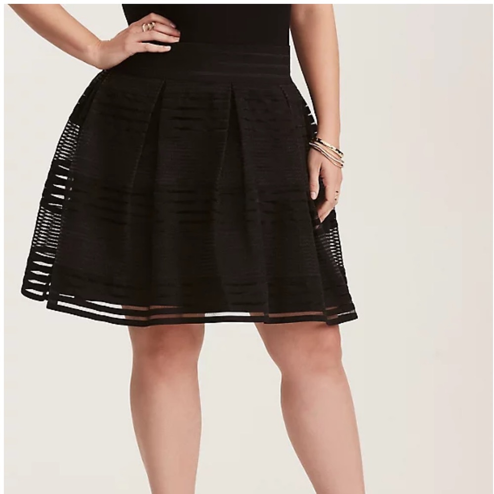 STRIPED SHEER FLARED SKIRT